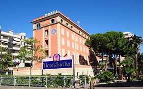 Hotel Sud Est by Fam Rossetti